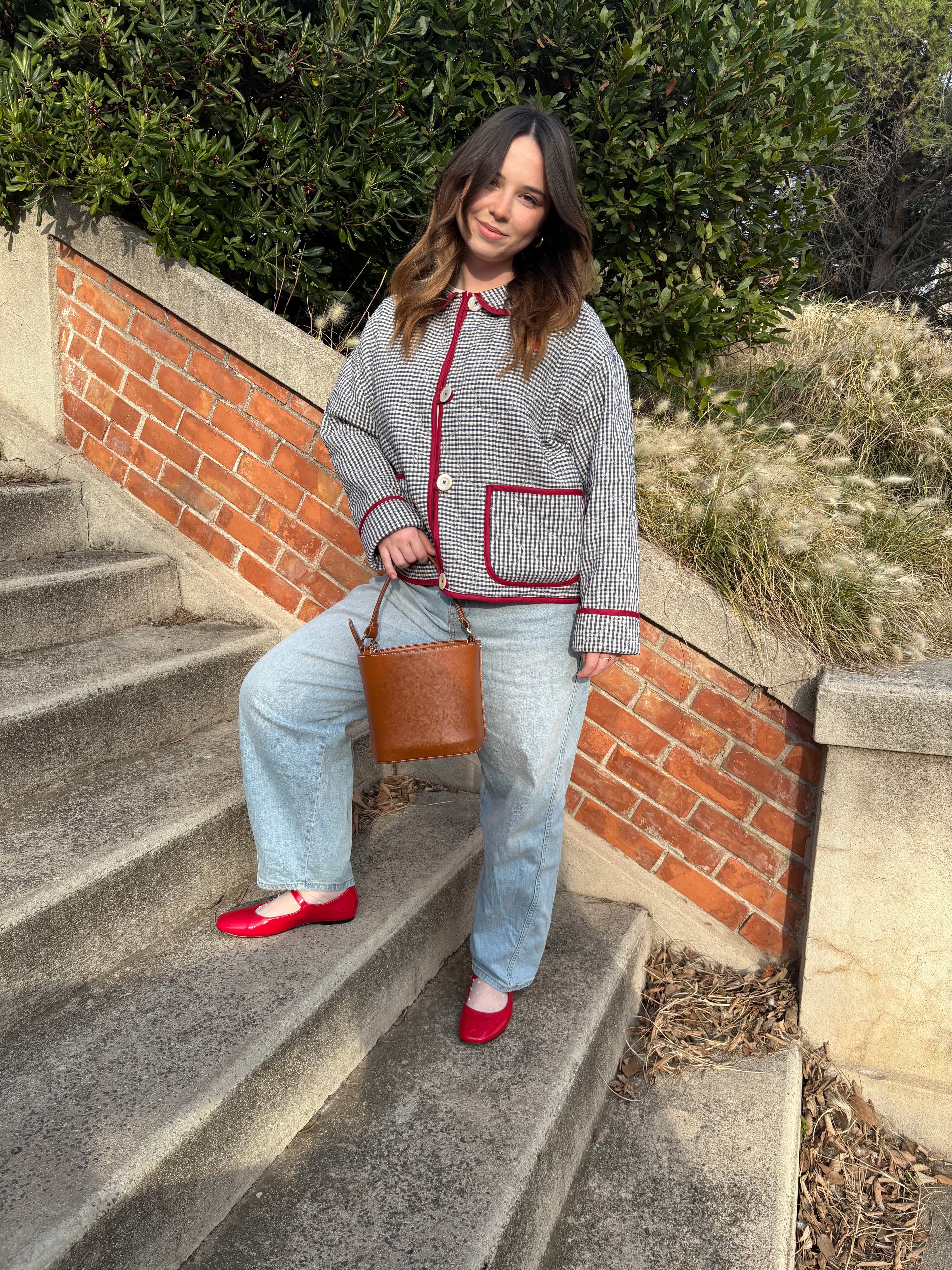 L’AUDACIEUSE veste molletonnée en vichy et biais rouge - cousue main - sur mesure - Méla de Mars