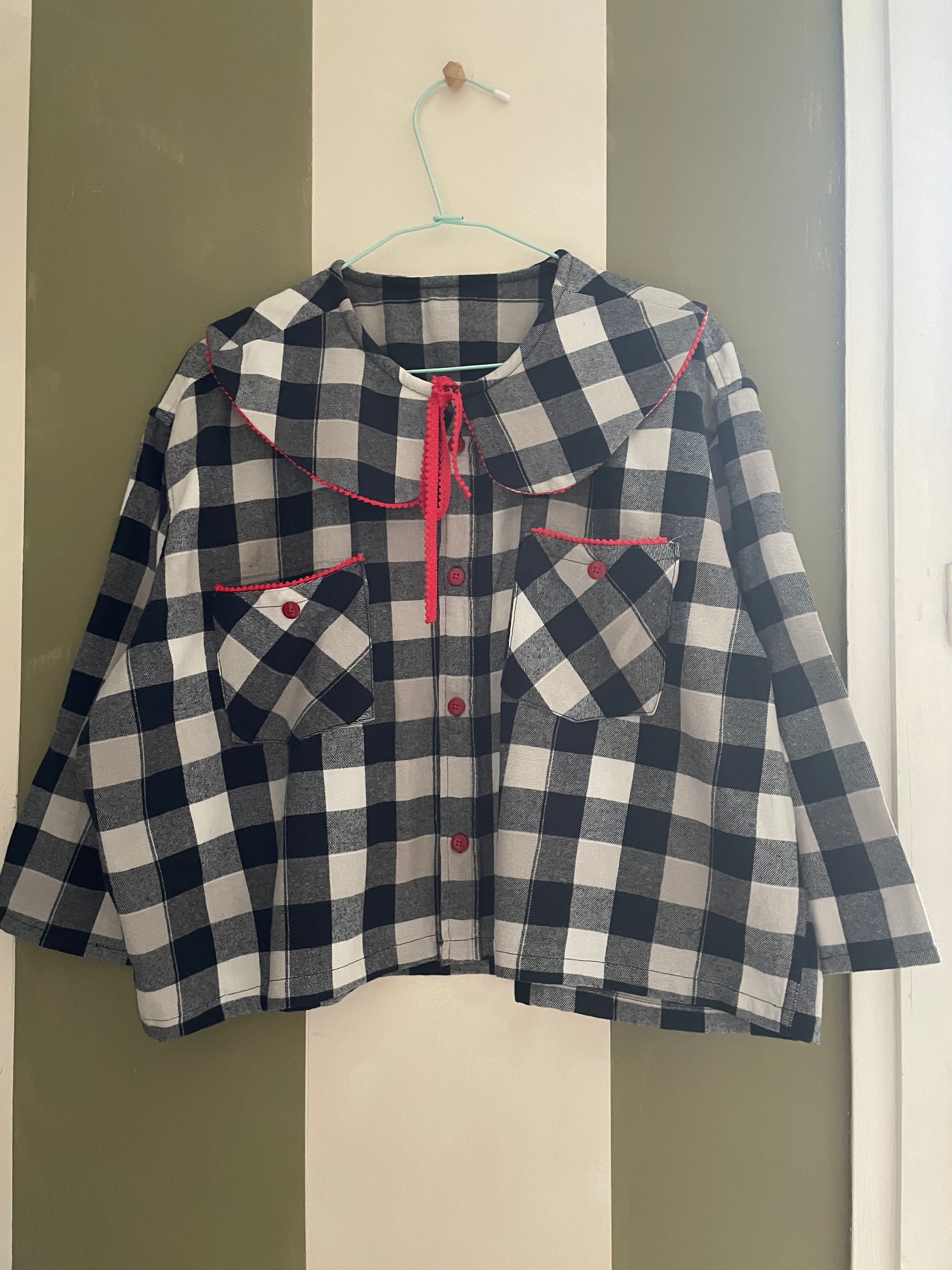 LA COQUETTE noir et rouge